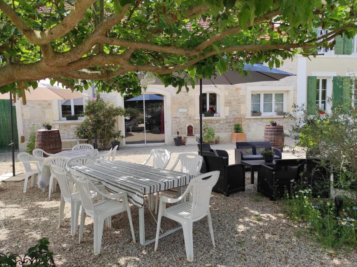 L'Entre Deux Vignes Bed & Breakfast Brizambourg Exterior foto